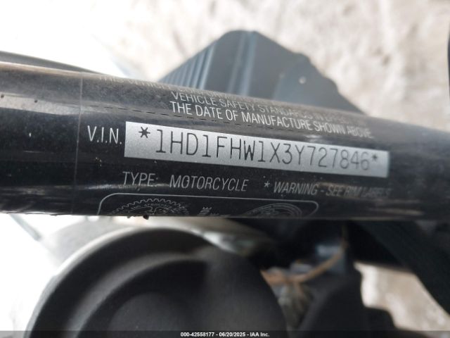 2003 HARLEY-DAVIDSON FLHPI 1HD1FHW1X3Y727846 Photo 9