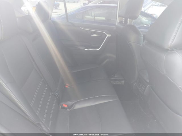 2021 TOYOTA RAV4 2T3C1RFV0MW107651 Photo 7