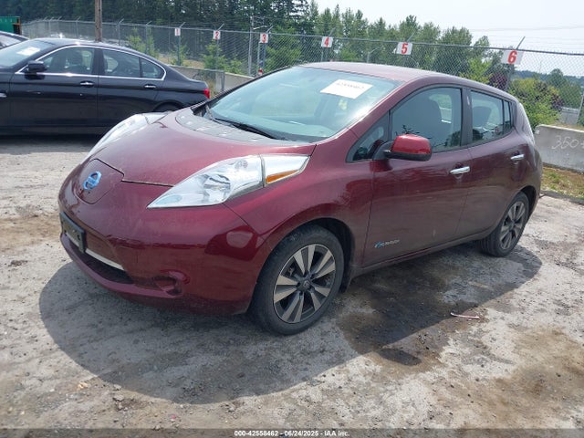 1N4BZ0CP9GC303476 Nissan 2016