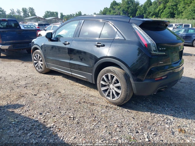 2020 CADILLAC XT4 1GYFZFR44LF092766 Photo 2