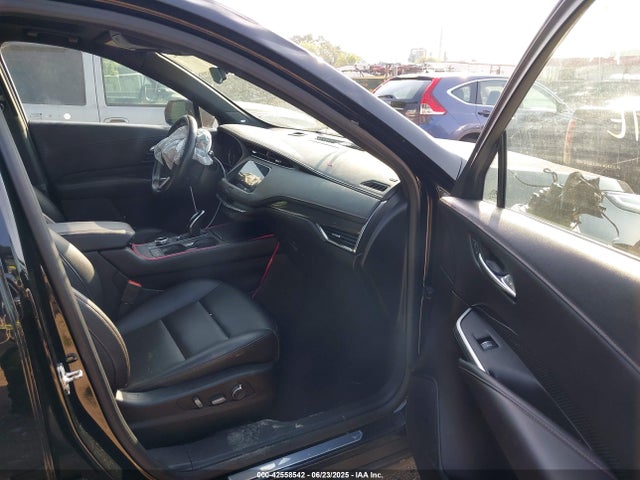 2020 CADILLAC XT4 1GYFZFR44LF092766 Photo 4