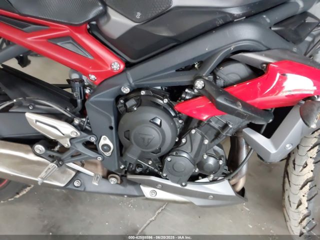 2014 TRIUMPH MOTORCYCLE STREET TRIPLE SMTL03NEXET625192 Photo 7