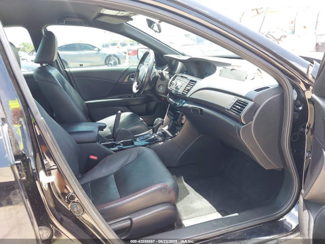 1HGCR2F15HA066291 Honda k24w1
