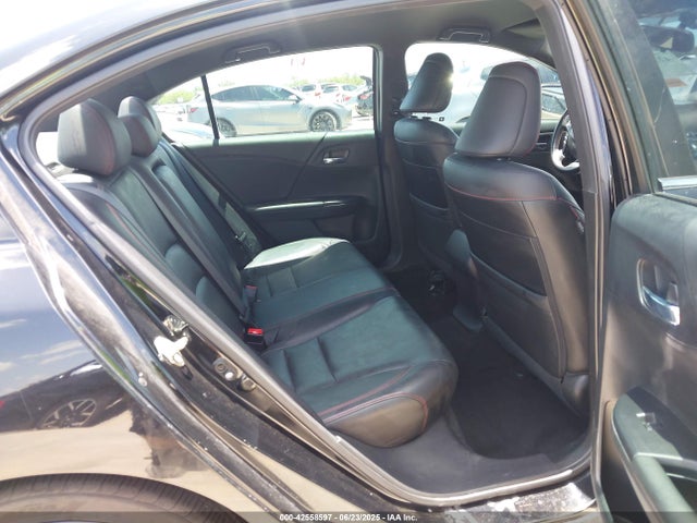 1HGCR2F15HA066291 Honda k24w1