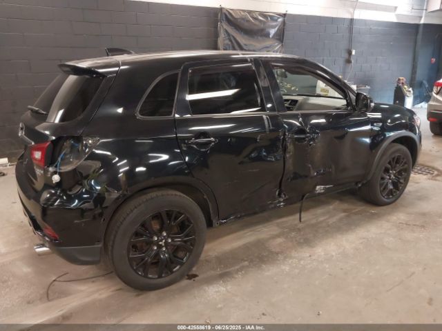2018 MITSUBISHI OUTLANDER SPORT JA4AP3AU8JZ024640 Photo 3