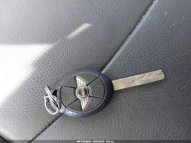 2007 MINI COOPER S WMWRH33537TJ43202 Photo 10