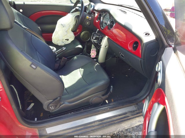2007 MINI COOPER S WMWRH33537TJ43202 Photo 4