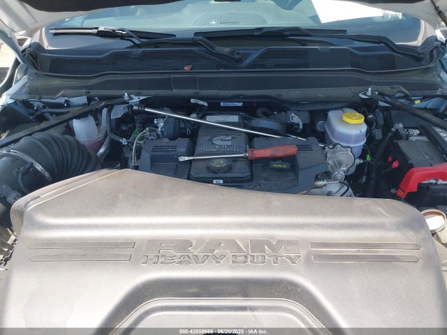 3C6UR5DL2RG349458 RAM 2024