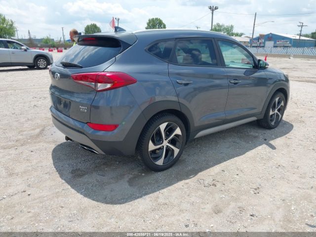 2018 HYUNDAI TUCSON KM8J3CAL9JU752050 Photo 3