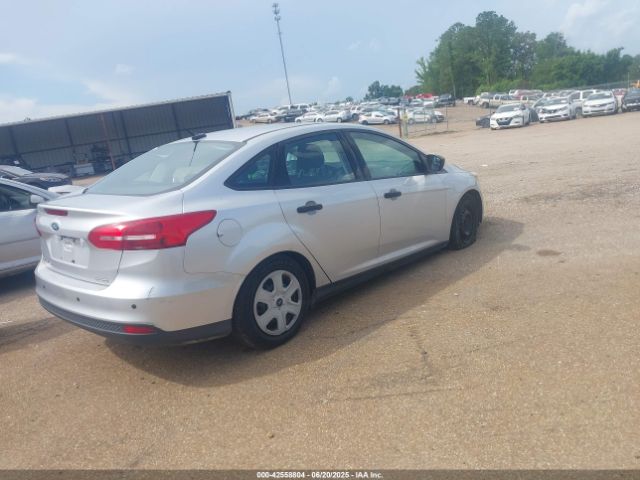 1FADP3E25GL306862 Ford 2016