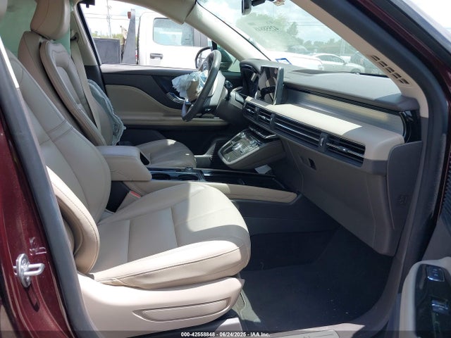5LMCJ1C9XMUL05443 Lincoln gtdi