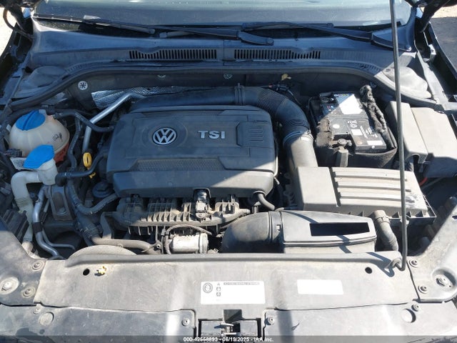 3VWL17AJ8FM302598 Volkswagen Jetta