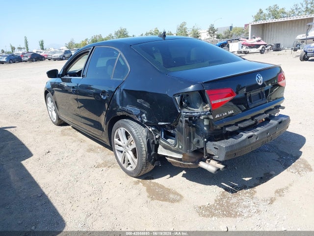 3VWL17AJ8FM302598 Volkswagen Jetta