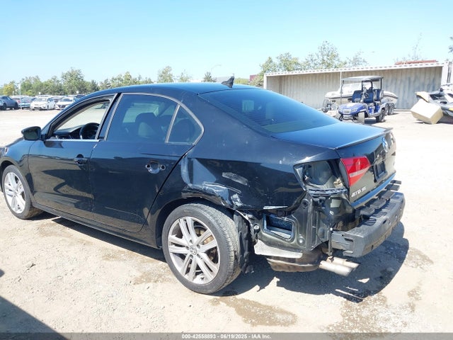 3VWL17AJ8FM302598 Volkswagen Jetta