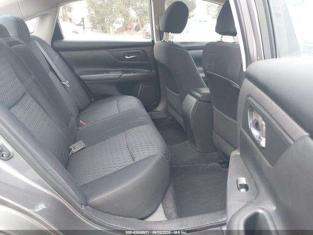 1N4AL3AP2GC226838 Nissan 2016