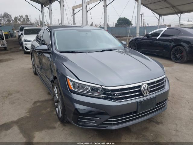 2017 VOLKSWAGEN PASSAT 1VWDT7A32HC063344