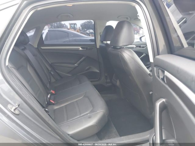2017 VOLKSWAGEN PASSAT 1VWDT7A32HC063344 Photo 7