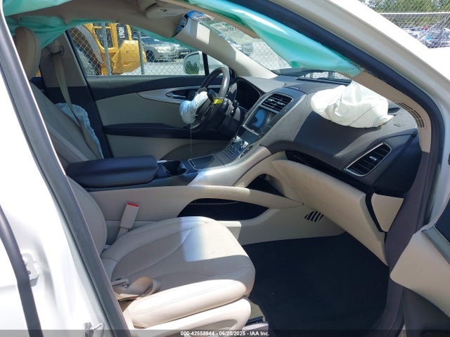 2LMPJ6J95LBL14225 Lincoln 2.0l gtdi