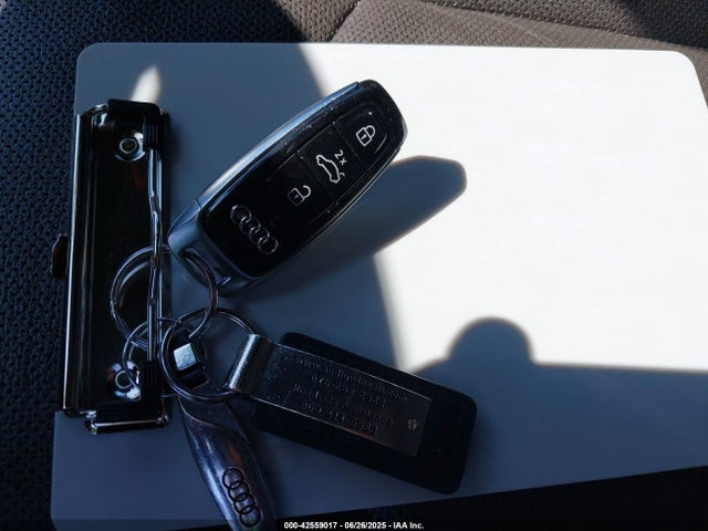2021 AUDI Q8 WA1FVAF14MD011805 Photo 10