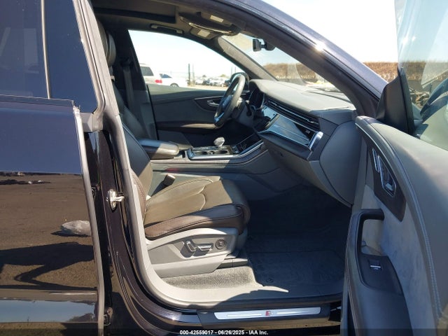 2021 AUDI Q8 WA1FVAF14MD011805 Photo 4