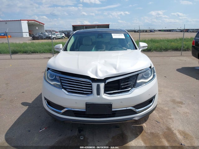 Lincoln 2016 2016 2LMTJ8LR5GBL40076 Image 12