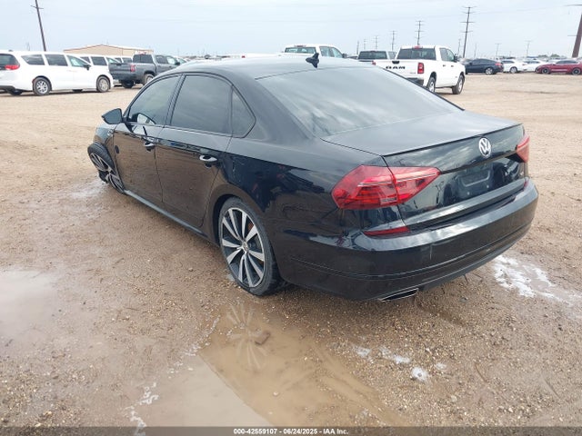 1VWJM7A34JC033977 Volkswagen 2018