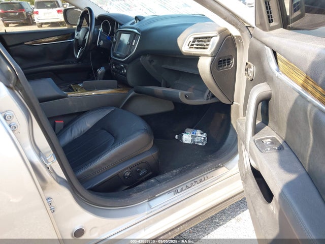 Maserati m156b 2014 ZAM57RTA5E1096411 Image 5