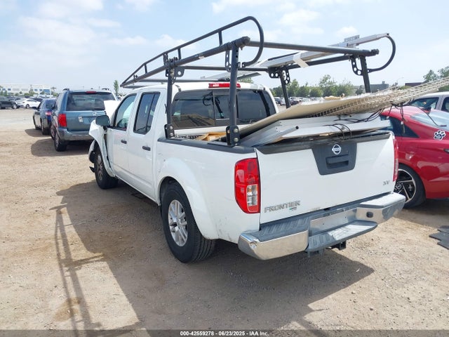 1N6AD0ER8KN789257 Nissan 2019