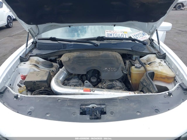 2C3CDXHG8KH673732 Dodge 2019