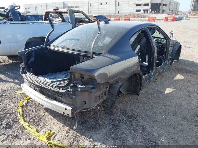 2C3CDXGJ8KH725972 Dodge 2019