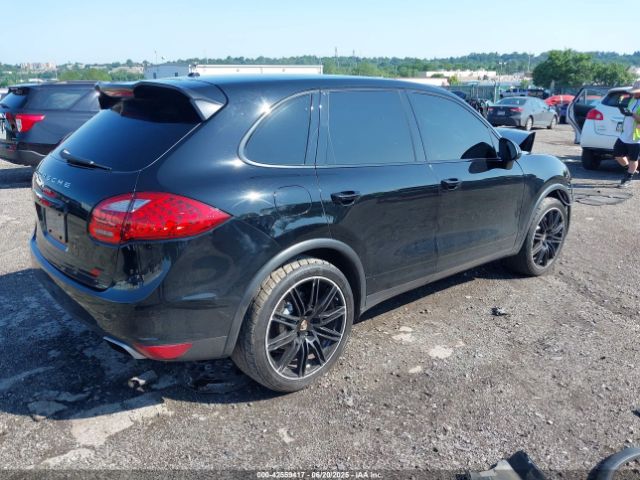 2013 PORSCHE CAYENNE WP1AA2A21DLA02081 Photo 3