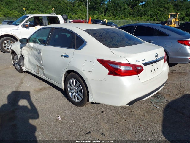 1N4AL3AP8GC253977 Nissan 2016