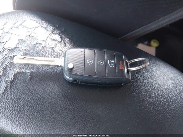 KIA dohc gdi gamma 2015 KNDJN2A2XF7167385 Image 11