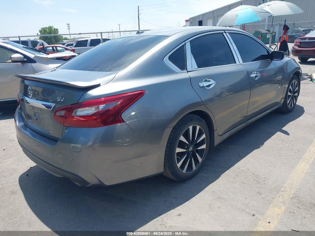 1N4AL3AP8JC116285 Nissan 2018