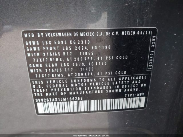 2018 VOLKSWAGEN TIGUAN 3VV2B7AX1JM166258 Photo 8