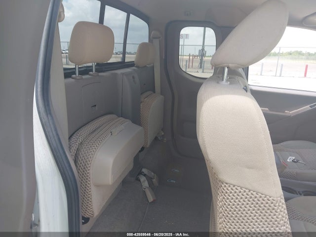 1N6AD0CU5FN731636 Nissan 2015
