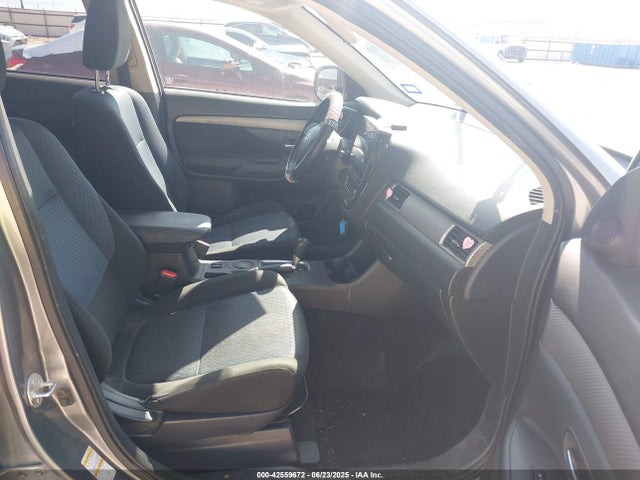 Mitsubishi mivec 2014 JA4AD3A3XEZ019235 Image 5