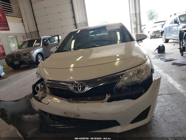 4T1BF1FK1EU392181 Toyota 2ar-fe