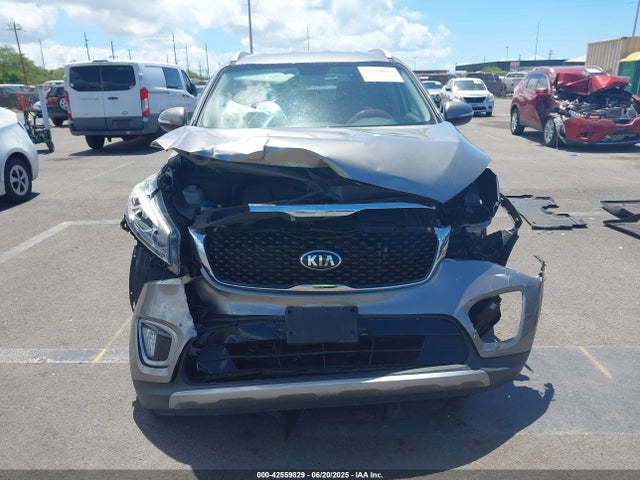 5XYPHDA57JG424716 KIA Sorento 3.3l Ex