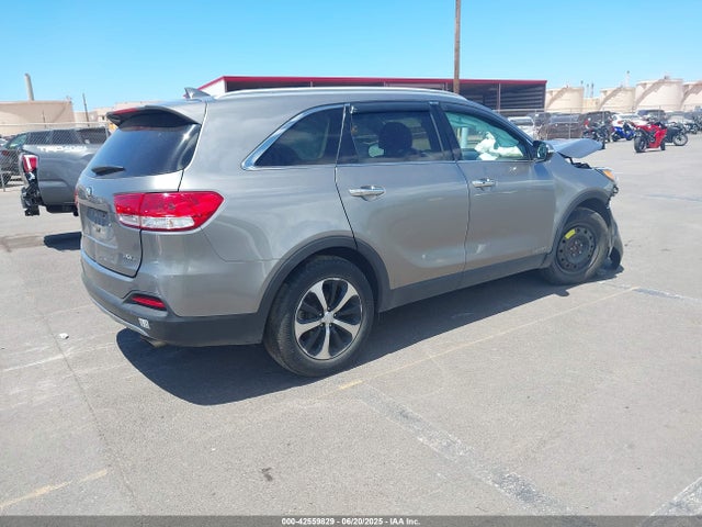 5XYPHDA57JG424716 KIA Sorento 3.3l Ex