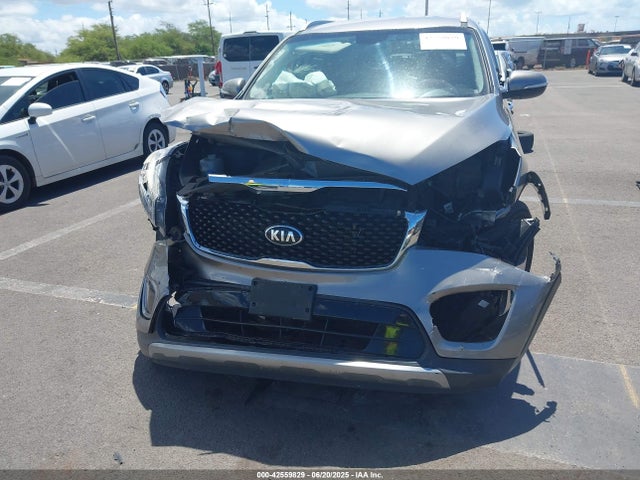 5XYPHDA57JG424716 KIA Sorento 3.3l Ex