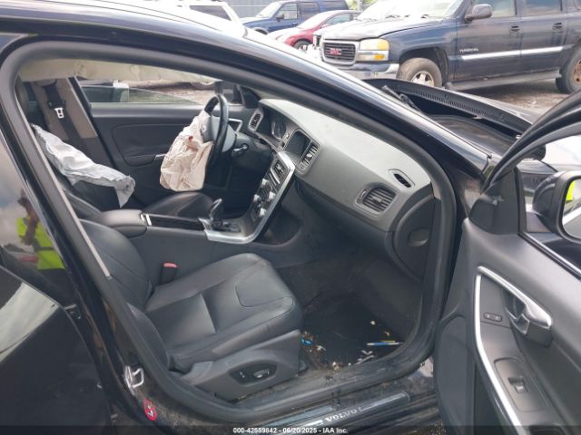 2015 VOLVO V60 YV140MEK9F1257254 Photo 4