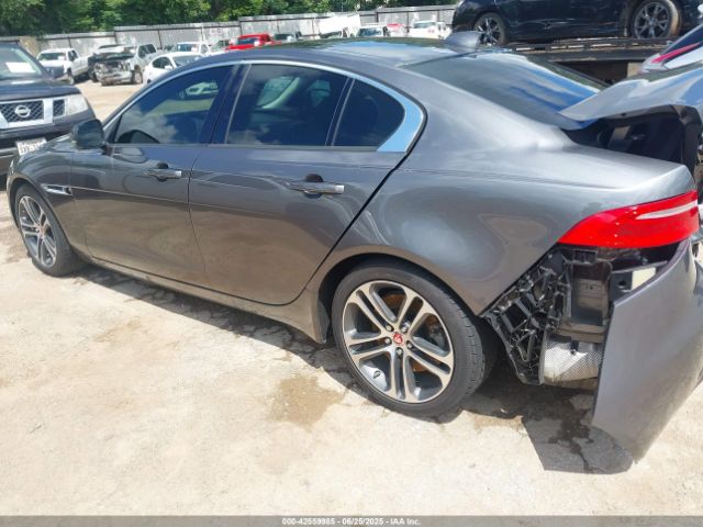 2017 JAGUAR XE SAJAD4BV3HCP12586 Photo 2