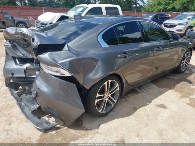2017 JAGUAR XE SAJAD4BV3HCP12586 Photo 3