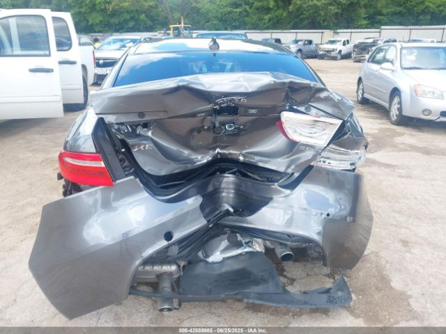 2017 JAGUAR XE SAJAD4BV3HCP12586 Photo 5