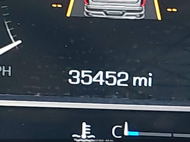 3GTUUDED3NG658066 GMC l84