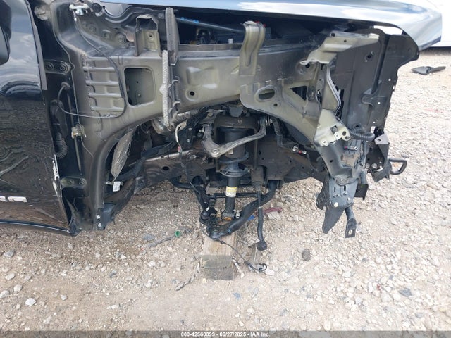3GTUUDED3NG658066 GMC l84
