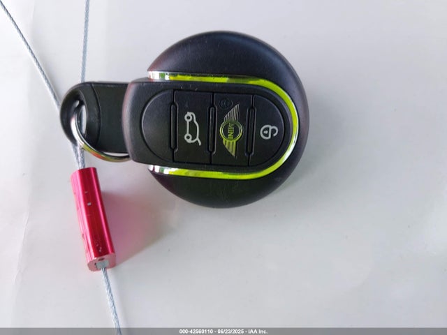 2017 MINI CLUBMAN WMWLU5C36H2E84325 Photo 10