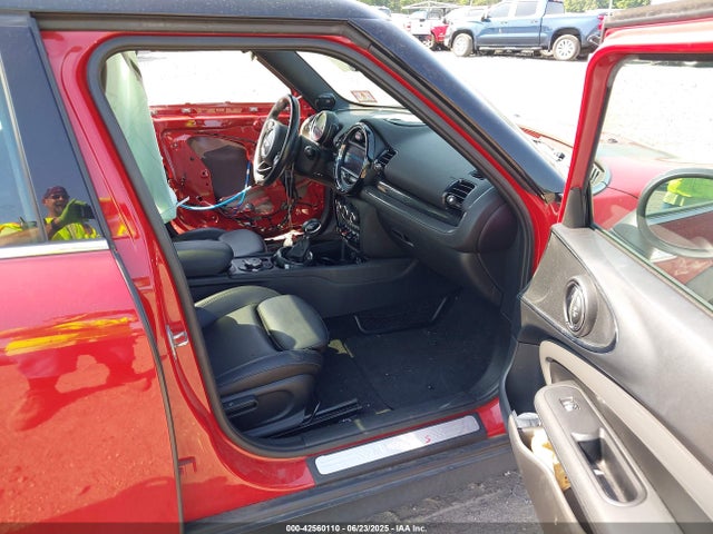 2017 MINI CLUBMAN WMWLU5C36H2E84325 Photo 4