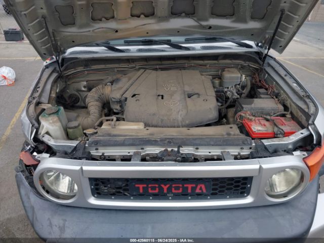 2007 TOYOTA FJ CRUISER JTEBU11F870041827 Photo 9